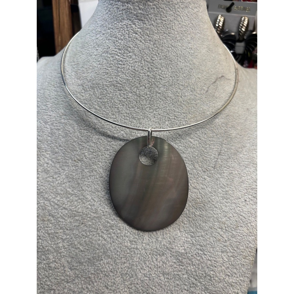 #23. Silver Wire Choker with Dark Mother of Pearl Pendant